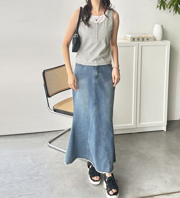 GeeRA（ジーラ）の「ヘンリーネックレイヤード風タンクトップ（タンクトップ・キャミソール）」｜詳細画像