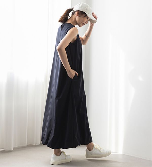 BELLUNA（ベルーナ）の「【UNDOVE】機能満載！はっ水！バルーンワンピース（その他ワンピース）」｜詳細画像