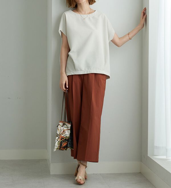 BELLUNA（ベルーナ）の「【ヨコストレッチ・紫外線カット・選べる2丈】サラもちライト快適ワイドパンツ（ワイドパンツ・ガウチョ）」｜詳細画像