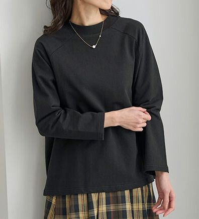 BELLUNA（ベルーナ）の「華奢見せ！しっかり裏毛素材コットン１００％トレーナー（トレーナー・スウェット）」