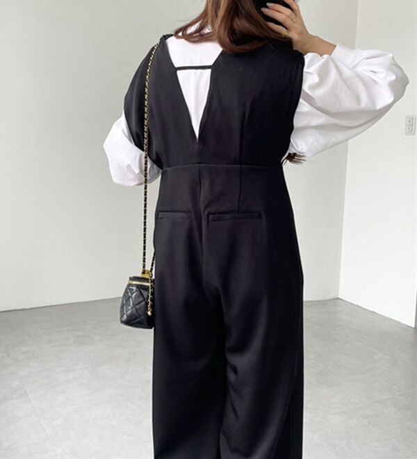 GeeRA（ジーラ）の「深Ｖネックフレンチスリーブサロペット（その他ワンピース）」｜詳細画像