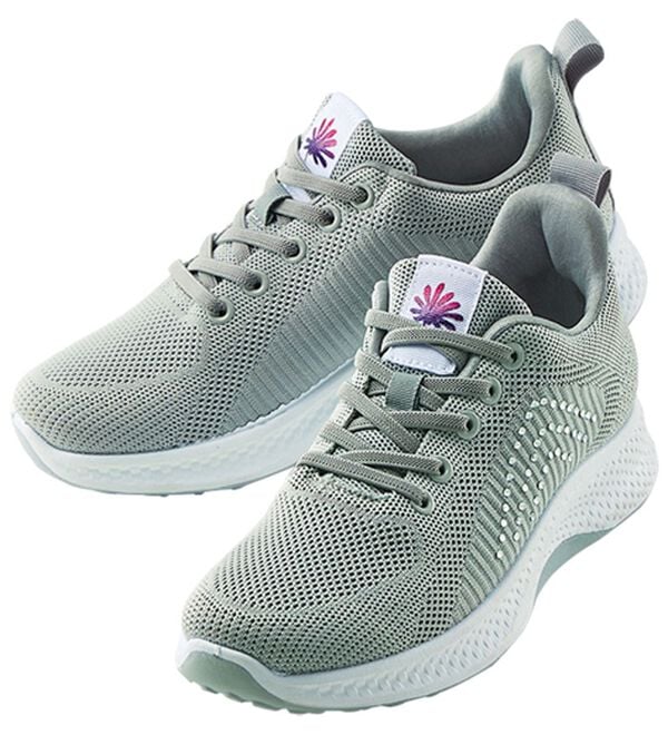 BELLUNA（ベルーナ）の「手を使わずに履けるニットスニーカー（スニーカー）」｜グレー