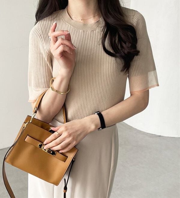 GeeRA（ジーラ）の「『ドラマ着用商品』 袖口シアーリブニット（ニット・セーター）」｜詳細画像