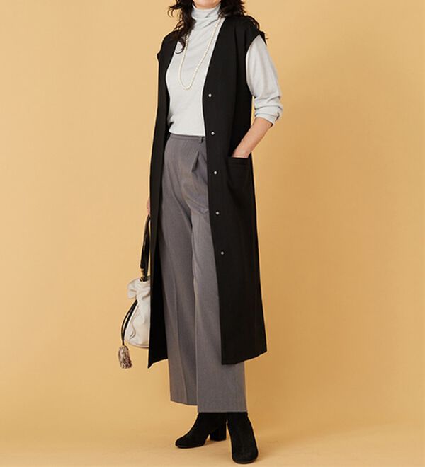 BELLUNA（ベルーナ）の「すっきりキレイ見え！Ｖネックロングジレ（ジレ）」｜詳細画像