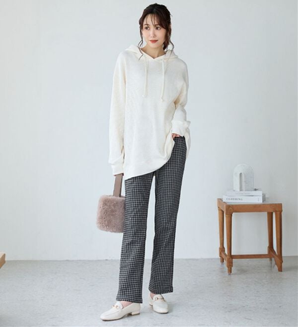BELLUNA（ベルーナ）の「まるではく毛布！静電防止付裏ファーイージーパンツ（フルレングスパンツ）」｜詳細画像