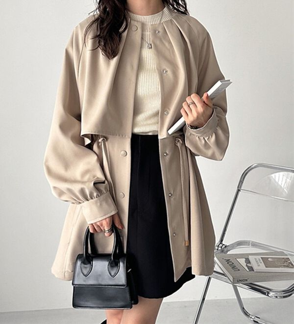 GeeRA（ジーラ）の「ケープデザインミドル丈マンパー（ブルゾン）」｜詳細画像