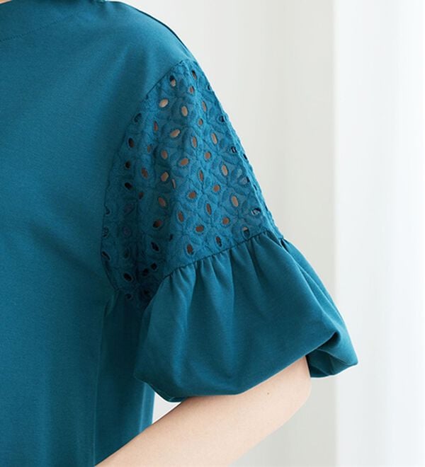 BELLUNA（ベルーナ）の「ボリューム袖レース切替プルオーバー（カットソー）」｜詳細画像