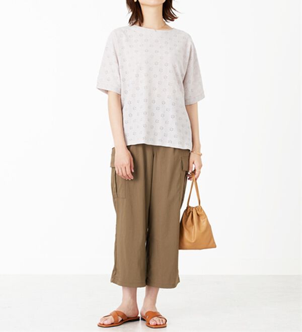 BELLUNA（ベルーナ）の「総レース素材ドルマンプルオーバー（カットソー）」｜詳細画像