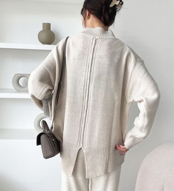 GeeRA（ジーラ）の「バックスリットニットトップス（ニット・セーター）」｜詳細画像