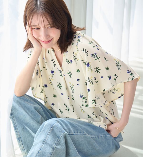 Viola e Viola（ヴィオラ エ ヴィオラ）の「【接触冷感】さらっと涼感フレアスリーブブラウス（ブラウス）」｜詳細画像