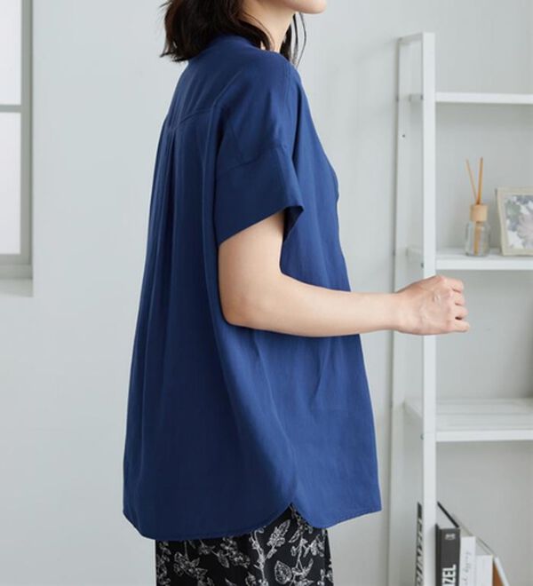 BELLUNA（ベルーナ）の「麻調素材タック使いシャツチュニック（ブラウス）」｜詳細画像