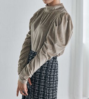 RANAN（ラナン）の「ベロアパワショルハイネックプルオーバー（カットソー）」｜詳細画像