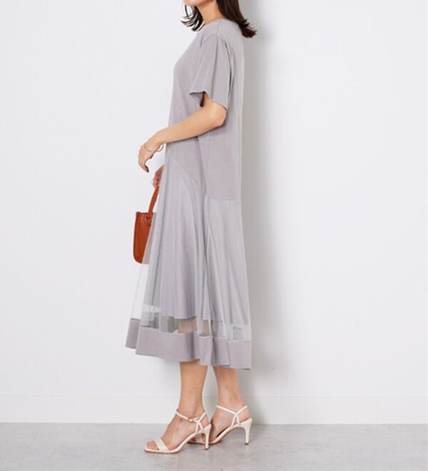 BELLUNA（ベルーナ）の「【Ｌａｇｒｉｌｕａ】裾チュール切替ロング丈ワンピース（カットソーワンピース）」｜詳細画像