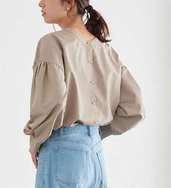 Pierrot（ピエロ）の「２ｗａｙパールボタンブラウス（ブラウス）」｜詳細画像