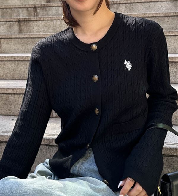 RANAN（ラナン）の「＜Ｕ．Ｓ．Ｐ＞ゴールド調ボタン刺繍ケーブルカーディガン（ニット・セーター）」｜詳細画像