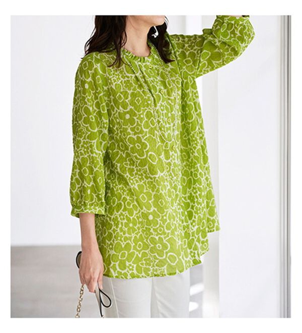 BELLUNA（ベルーナ）の「ナチュラル柄プリントブラウス（チュニック）」｜詳細画像