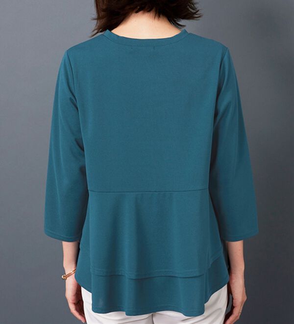 BELLUNA（ベルーナ）の「美人顔バックフレアーブラウス（ブラウス）」｜詳細画像