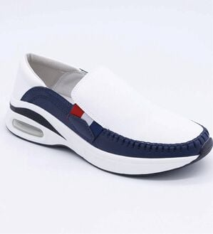 BELLUNA（ベルーナ）の「＜ＥＤＷＩＮ＞牛床革エアソールシューズ（スリッポン）」｜ホワイト