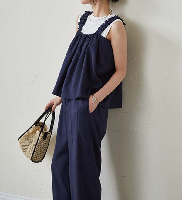 RANAN（ラナン）の「フリルデザインキャミセットアップ（ワイドパンツ・ガウチョ）」｜詳細画像