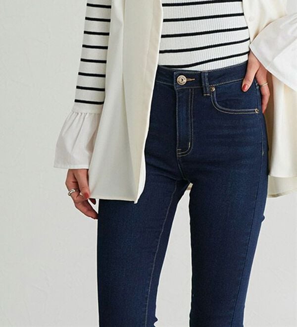 Pierrot（ピエロ）の「【ＸＳ～４Ｌ】ストレッチスキニーデニムパンツ（フルレングスパンツ）」｜詳細画像