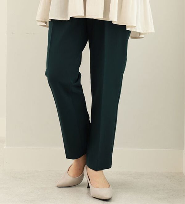 BELLUNA（ベルーナ）の「ダブルクロスベルト付テーパードパンツ（テーパードパンツ）」｜グリーン