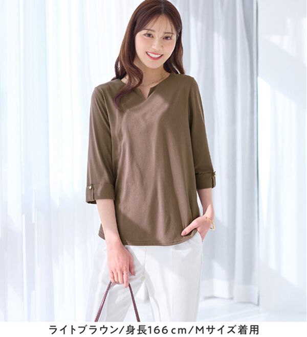 alotta（アロッタ）の「柔らか綿混素材金ボタンデザインＴシャツ（カットソー）」｜詳細画像