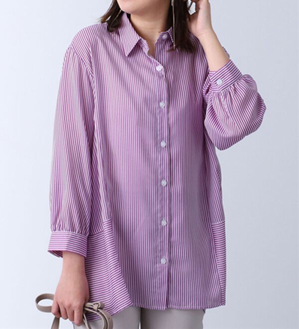 BELLUNA（ベルーナ）の「ストライプ切替デザインシャツチュニック（チュニック）」｜パープル系
