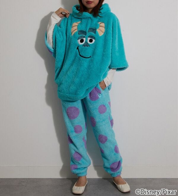 BELLUNA（ベルーナ）の「＜Ｄｉｓｎｅｙ＞【モンスターズ・インク（サリー）】両面ボアポンチョ（パジャマ・ルームウェア）」｜詳細画像