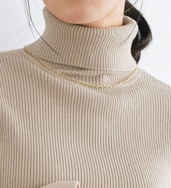 Pierrot（ピエロ）の「【選べるネック】もっちり袖パールニット（ニット・セーター）」｜詳細画像