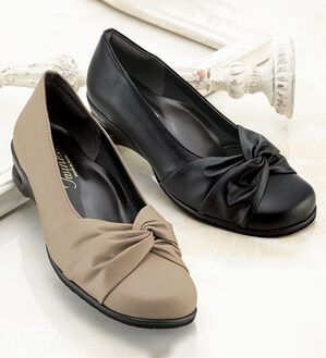 ルフラン（ルフラン）の「ゆったり５Ｅストレッチリボンパンプス（パンプス）」｜詳細画像