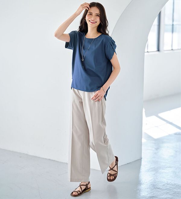 BELLUNA（ベルーナ）の「汗ジミ対策！後ろ美人デザインプルオーバー（カットソー）」｜詳細画像