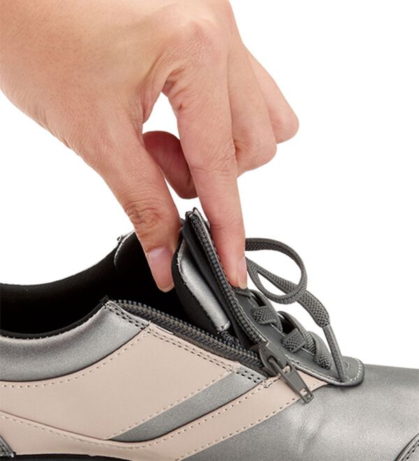 「ラシーナコンフォート５Ｅ防水ストレッチシューズ（スニーカー）」｜詳細画像