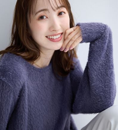alotta（アロッタ）の「【見た目はニット、着心地はカットソー】フェザーカットソーゆるトップス（カットソー）」