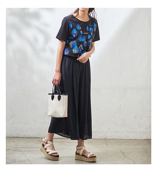 BELLUNA（ベルーナ）の「綿１００％ロング丈プリントＴシャツ（Tシャツ）」｜詳細画像