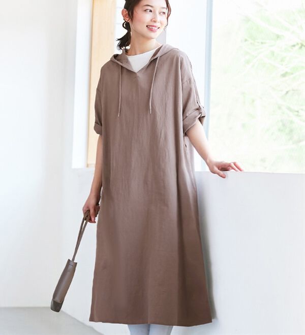 Viola e Viola（ヴィオラ エ ヴィオラ）の「綿１００％スキッパーパーカーワンピース（チュニックワンピース）」｜詳細画像