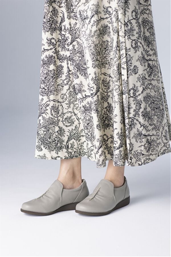 ルフラン（ルフラン）の「メディフィット５Ｅギャザーウォーキング（フラットシューズ）」｜詳細画像