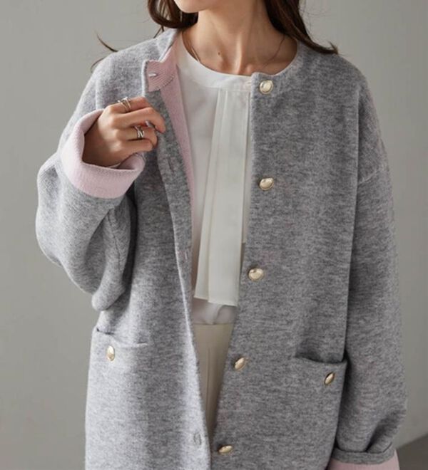 RANAN（ラナン）の「裏配色ゴールド調ボタンニットコーディガン（ニットカーディガン）」｜詳細画像