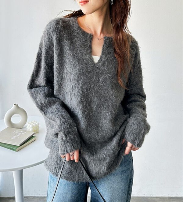 GeeRA（ジーラ）の「キーネック起毛ゆるニット（ニット・セーター）」｜詳細画像