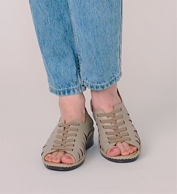 BELLUNA（ベルーナ）の「めちゃ柔らか幅広バックバンドサンダル（サンダル・ミュール）」｜詳細画像