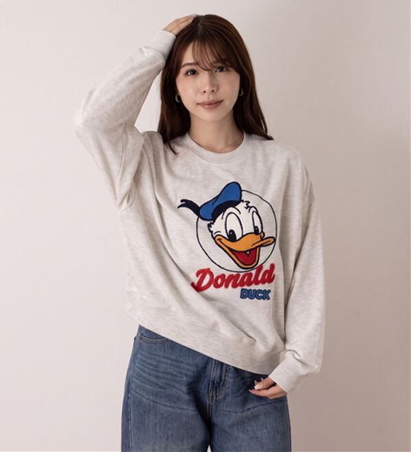 「＜Disney＞【ドナルド＆デイジー】サガラ刺しゅうゆったり裏毛トレーナー（カットソー）」｜詳細画像