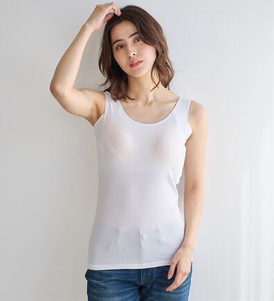 LAVIENNE（ラヴィエンヌ）の「【汗かきさん必見！】＜カップ付＞涼感サラッと快適汗取りタンクトップインナー＜さらりラボ＞（肌着・インナーウェア）」
