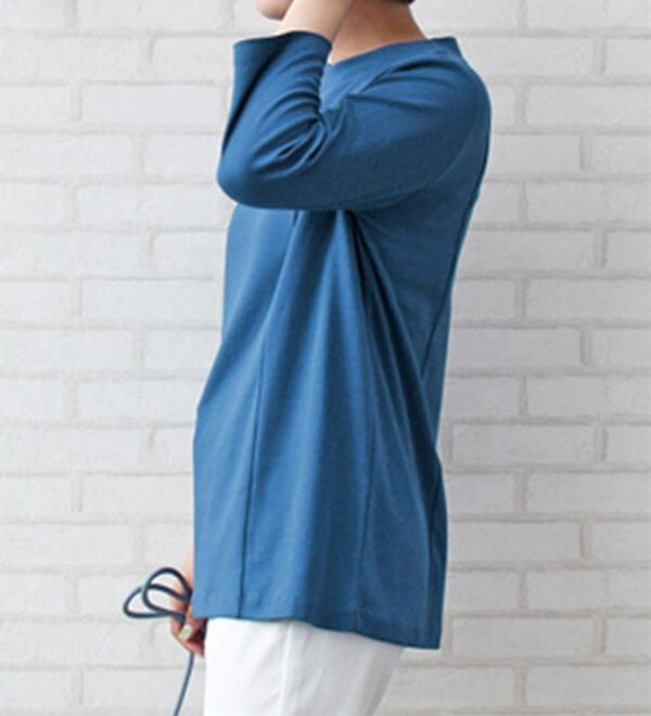 BELLUNA（ベルーナ）の「綿１００％切替デザイン大人顔プルオーバー（チュニック）」｜詳細画像