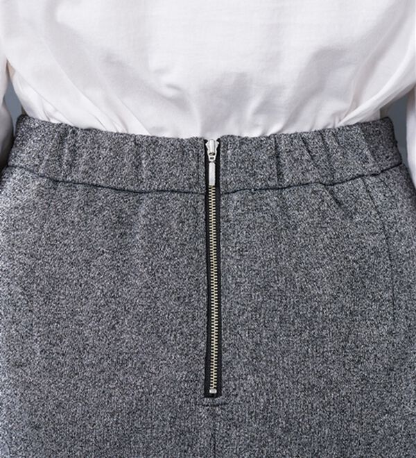 BELLUNA（ベルーナ）の「ラメ入り裏毛素材スカート（ロングスカート）」｜詳細画像