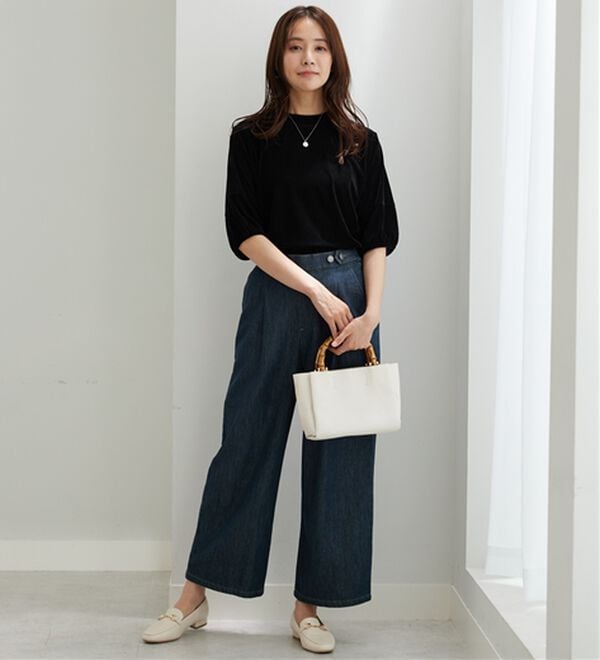 BELLUNA（ベルーナ）の「ベロア素材ふんわり袖プルオーバー（カットソー）」｜詳細画像