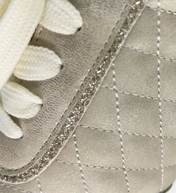 BELLUNA（ベルーナ）の「４Ｅ厚底キルティング風スニーカー（スニーカー）」｜詳細画像