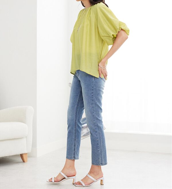 BELLUNA（ベルーナ）の「バルーン袖デザインブラウス（ブラウス）」｜詳細画像