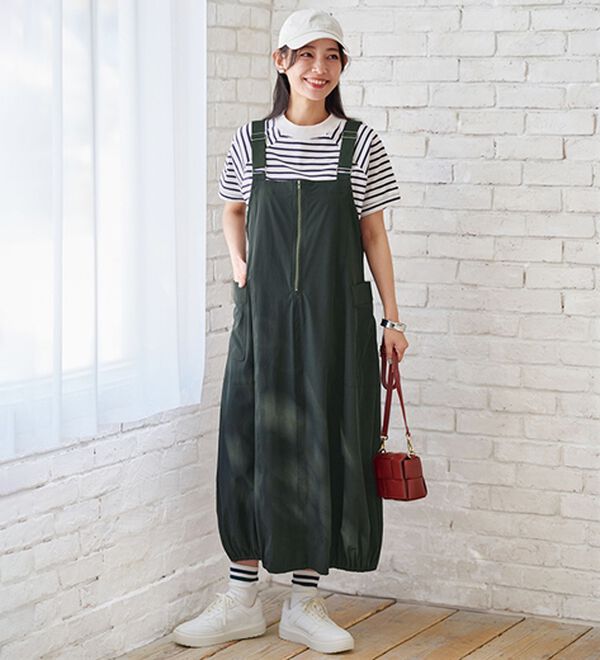 BELLUNA（ベルーナ）の「＜＆ｃｏｃｏｃｈｉ＞ジッパー使いバルーンジャンパースカート（その他ワンピース）」｜黒