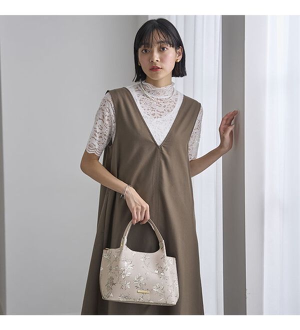 BELLUNA（ベルーナ）の「脱Ｔシャツレースインナー（ブラウス）」｜詳細画像