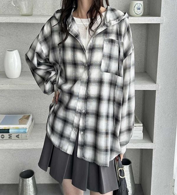 GeeRA（ジーラ）の「羽織にも◎フード付きオーバーサイズシャツ（シャツ）」｜詳細画像