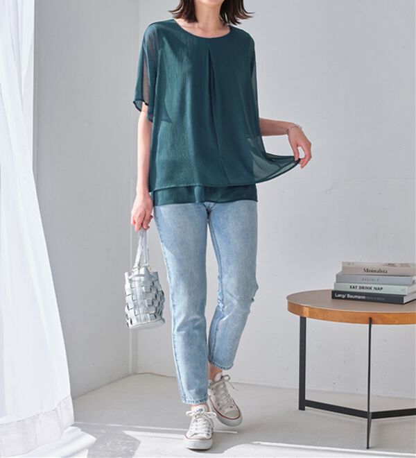 Viola e Viola（ヴィオラ エ ヴィオラ）の「【接触冷感】ひんやり涼しいタックデザインレイヤード風ブラウス（ブラウス）」｜詳細画像